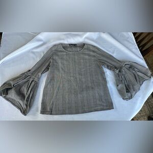 Zara Woman Black and White Checkered Blouse with Fun Bell Sleeves Sz XS
